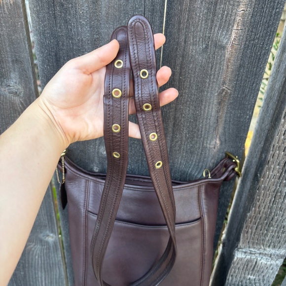 Vintage Coach Slim Duffle Mahogany - Picture 6 of 12